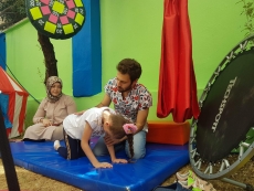 Fizik Tedavi Birimimizi Bah�eye Ta��d�k