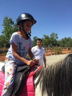 At Terapisi / Hipoterapi E�itimimiz