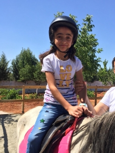 At Terapisi / Hipoterapi E�itimimiz